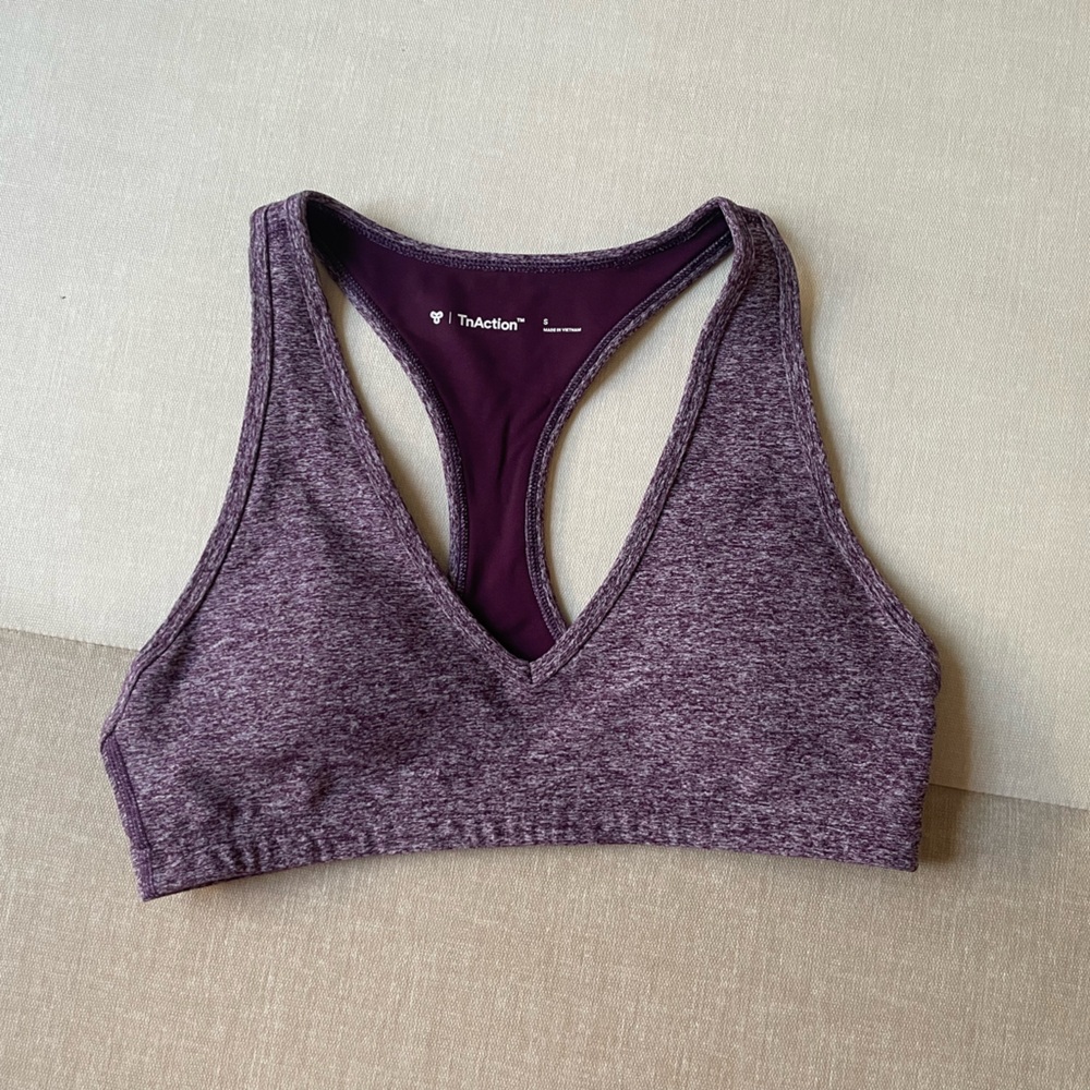 Aritzia TnAction TNACOZY TREAD SPORTS BRA